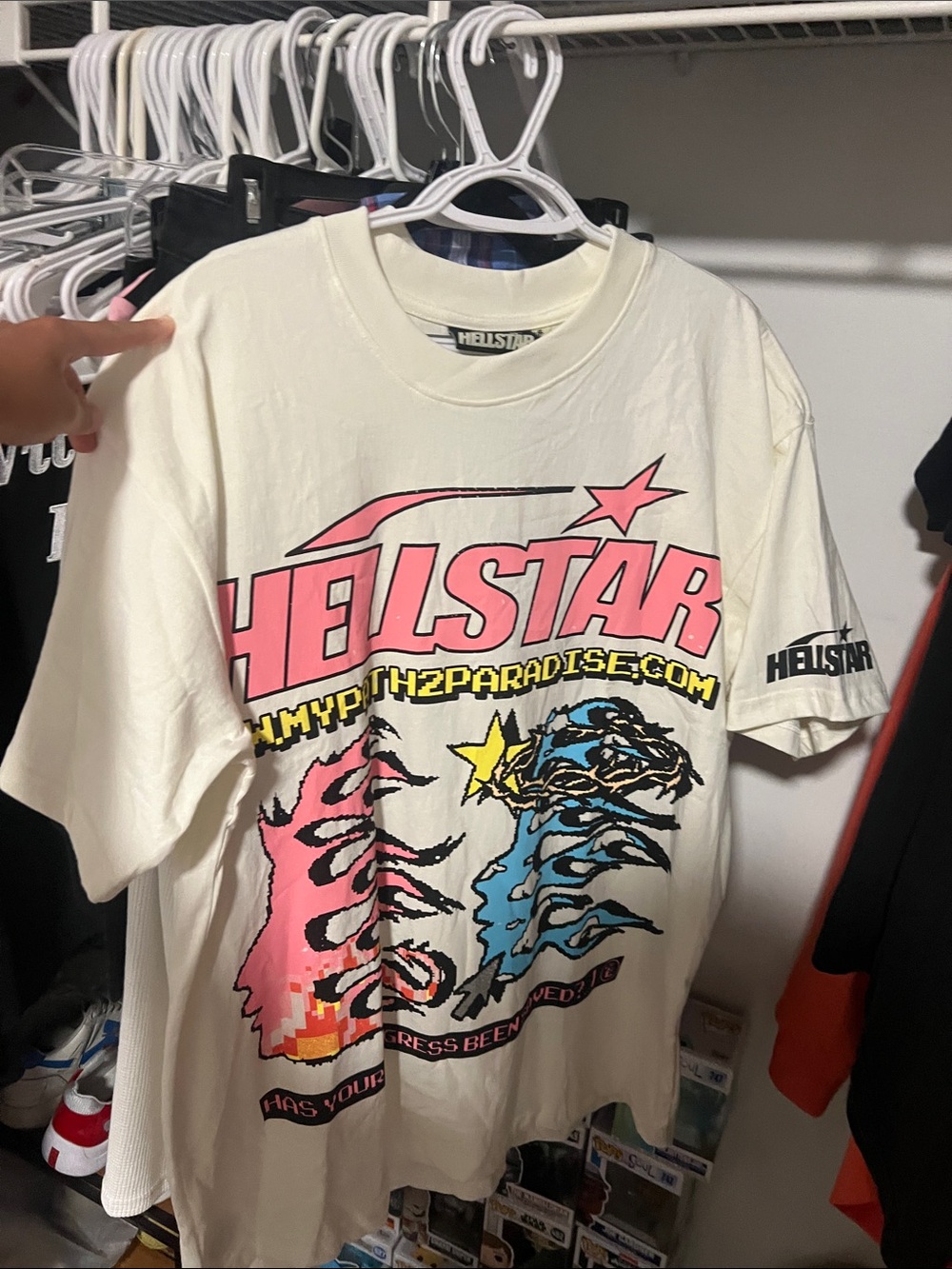 Hell star Pixel Graphic Logo T-Shirt with Pink & Blue Print